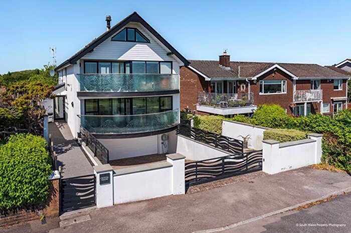 4 Bedroom Detached House For Sale In Whitcliffe Drive, Penarth, CF64