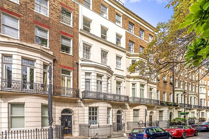 3 Bedroom Flat For Sale In Montagu Square, Marylebone, London, W1H