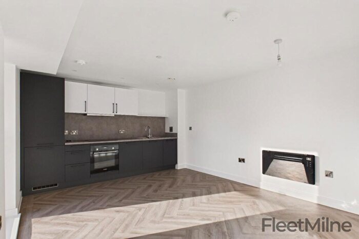 1 Bedroom Apartment To Rent In Chapmans Yard, Upper Gough Street, Birmingham, B1