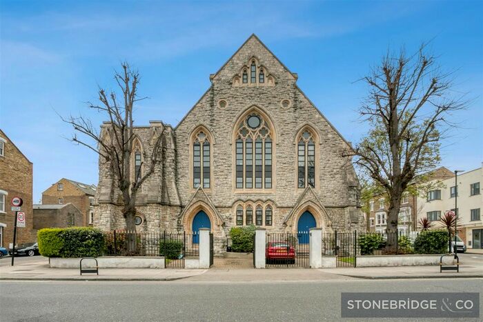 2 Bedroom Flat To Rent In Junction Road, London, N19