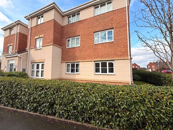 2 Bedroom Flat For Sale In Hazel Pear Close, Horwich, Bolton, BL6