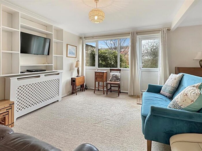 2 Bedroom Terraced House For Sale In Campkin Road, Cambridge, CB4