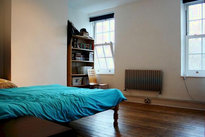 Studio To Rent In Peckham Park Road, Peckham, SE15