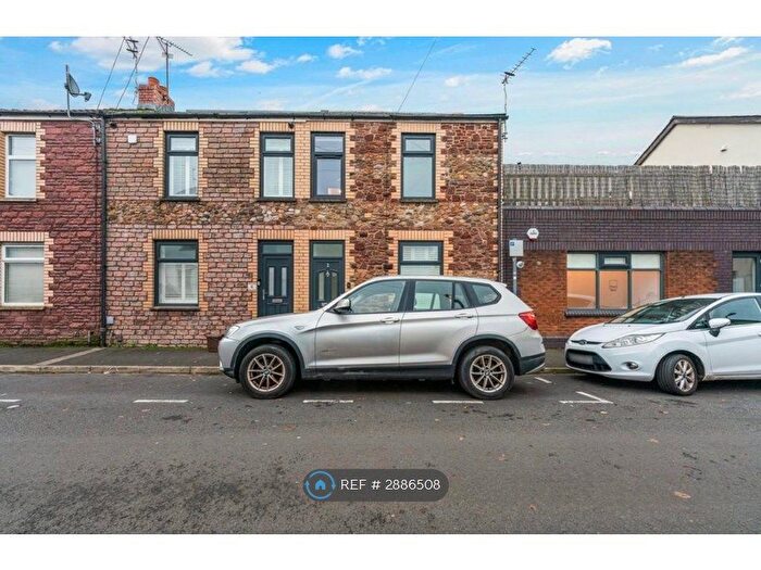 2 Bedroom Terraced House To Rent In William Street, Cardiff, CF11
