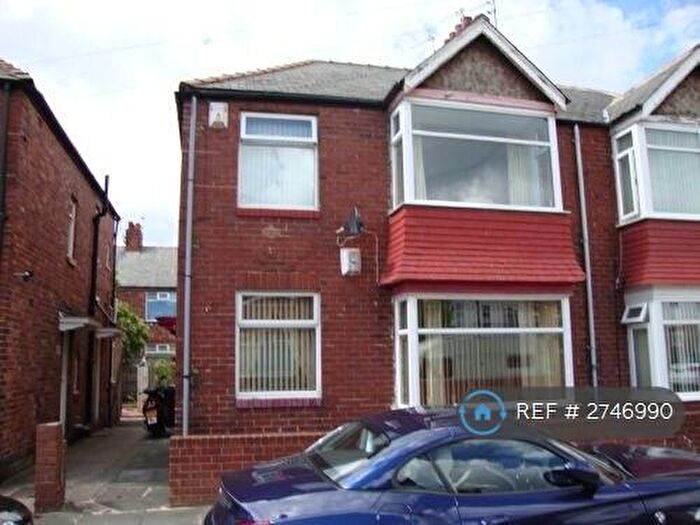 2 Bedroom Flat To Rent In Lisle Street, Wallsend, NE28