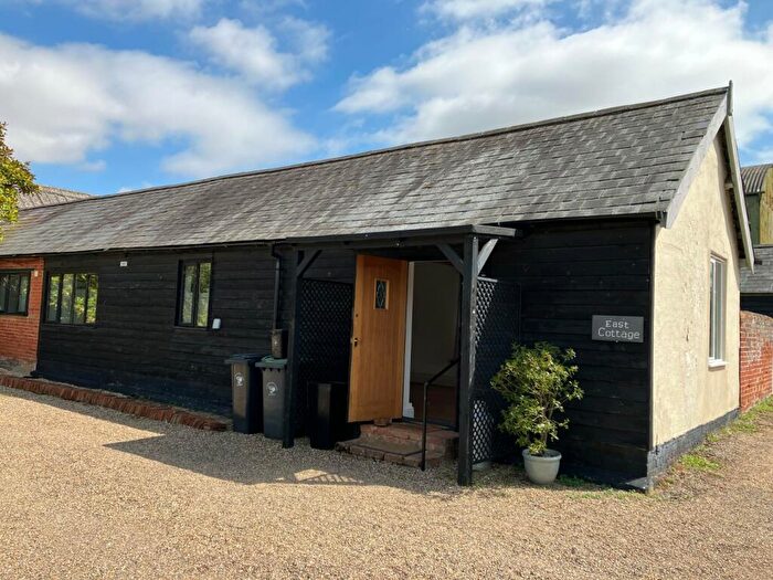 2 Bedroom Bungalow To Rent In Warish Hall Road, Takeley, Bishops Stortford, CM22