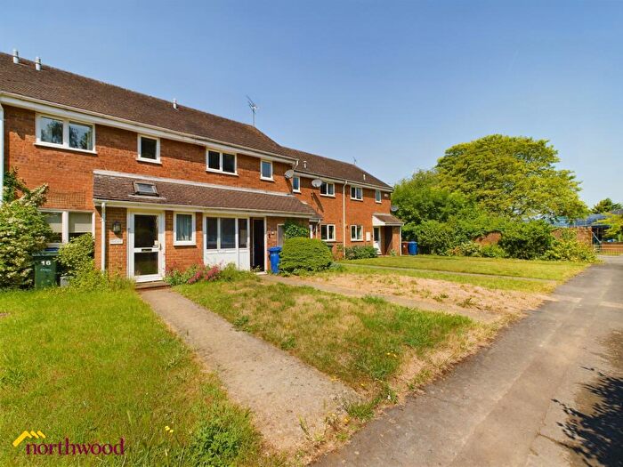 3 Bedroom Terraced House To Rent In Keytes Close, Adderbury, OX17