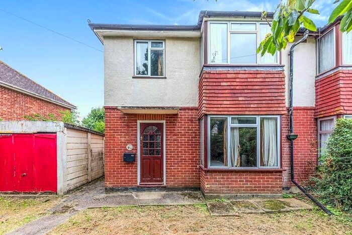 5 Bedroom Semi-Detached House To Rent In Glen Iris Avenue, Canterbury, Kent, CT2