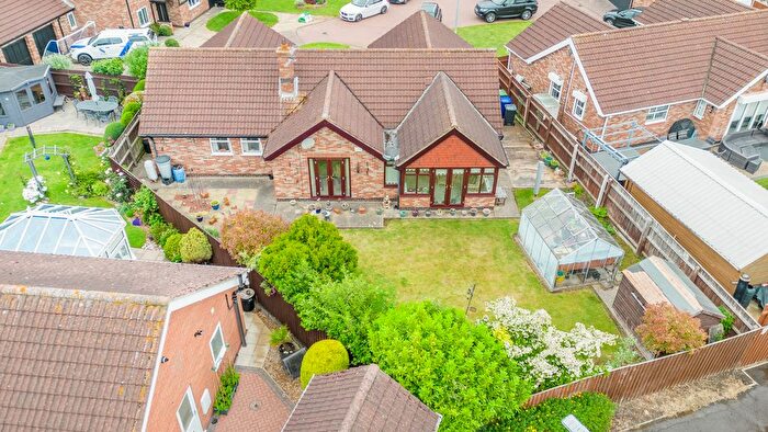 3 Bedroom Detached Bungalow For Sale In Burnham Reach, Cleethorpes, DN35