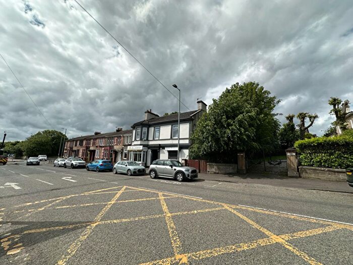 3 Bedroom Flat To Rent In Forrest Street, Airdrie, ML6
