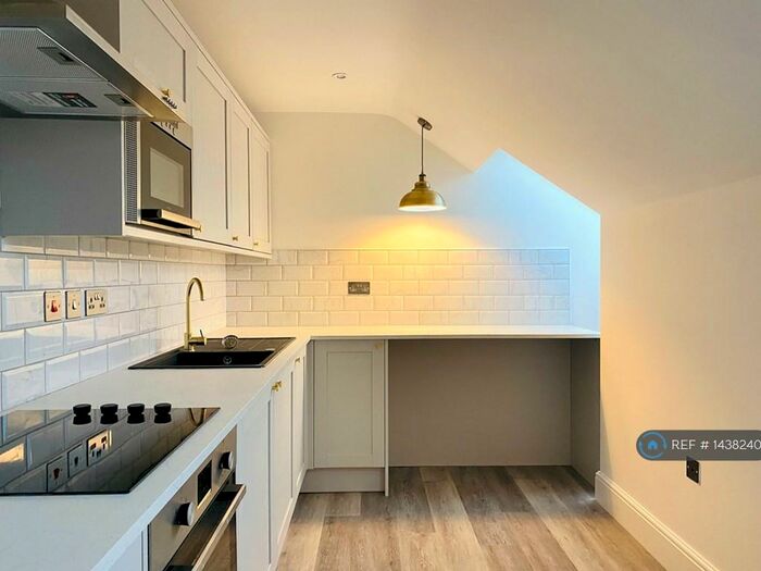 2 Bedroom Flat To Rent In Chelsea Mews, Doncaster, DN1