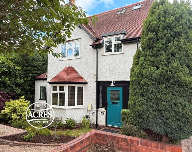 4 Bedroom Detached House For Sale In Clarence Road, Four Oaks, Sutton Coldfield, B74