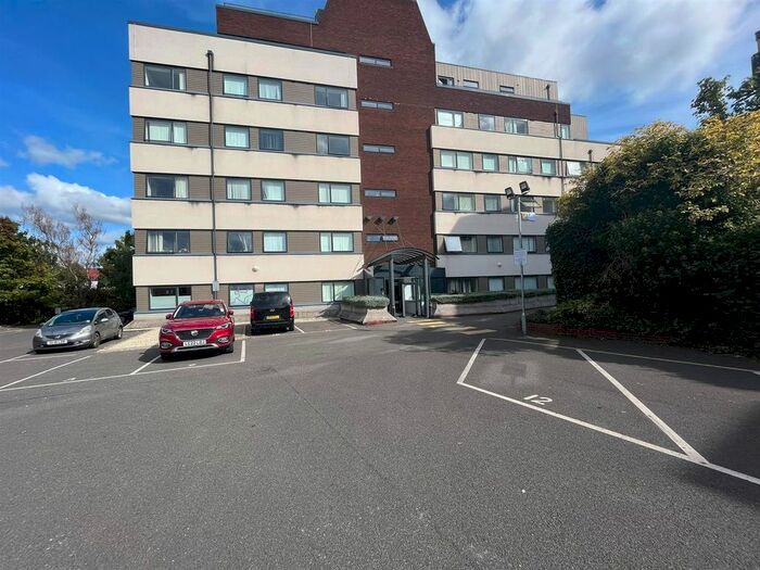 2 Bedroom Flat To Rent In Union House, Clayton Road, Hayes, UB3