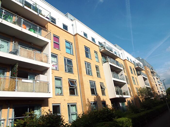 2 Bedroom Flat To Rent In Monument Court, Stevenage, SG1