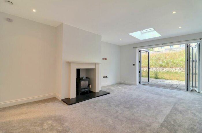 5 Bedroom Detached House To Rent In Parkland Place, Newport, Saffron Walden, CB11