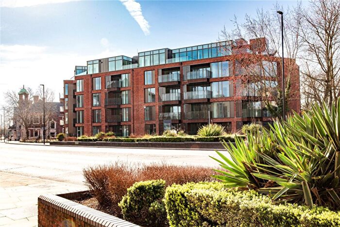 2 Bedroom Flat For Sale In Tweedy Road, Bromley, BR1