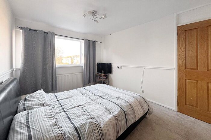 3 Bedroom End Of Terrace House For Sale In Meadowside, Angmering, Littlehampton, West Sussex, BN16