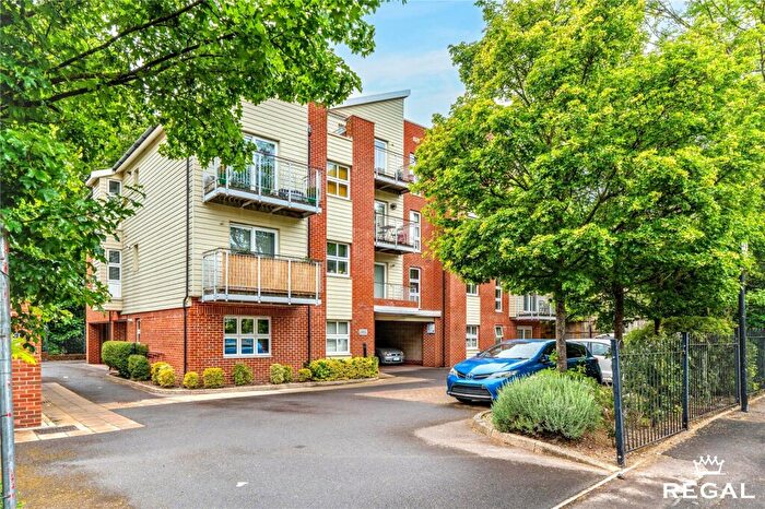 2 Bedroom Apartment For Sale In Northlands Road, Southampton, SO15