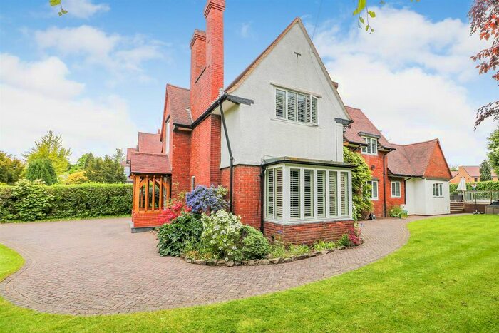 5 Bedroom Detached House For Sale In Somerville Road, Sutton Coldfield, B73