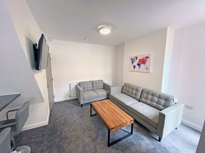 5 Bedroom Terraced House To Rent In Saxony Road, Liverpool, L7