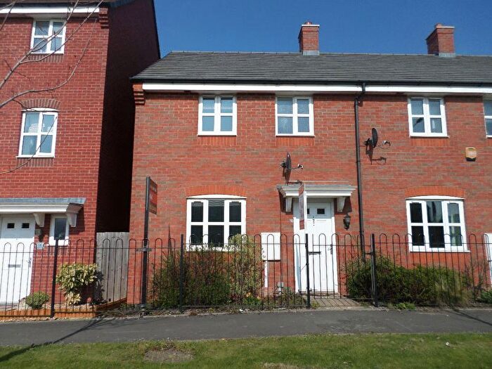 3 Bedroom Terraced House To Rent In Oakworth Close, Hadley, Telford, TF1