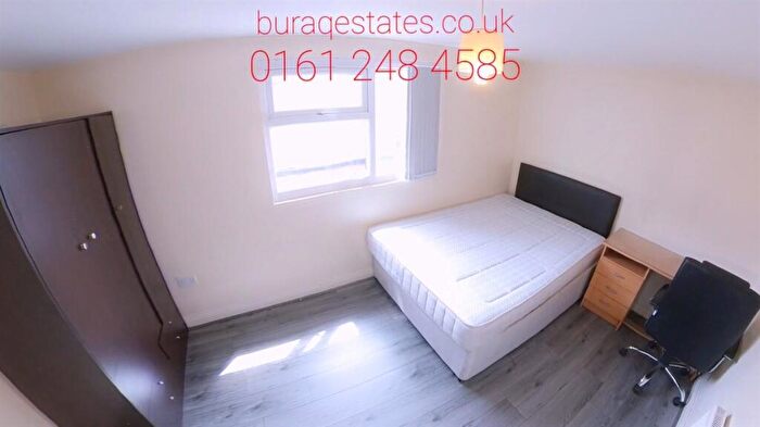 6 Bedroom House To Rent In Deramore Street, Manchester, M14