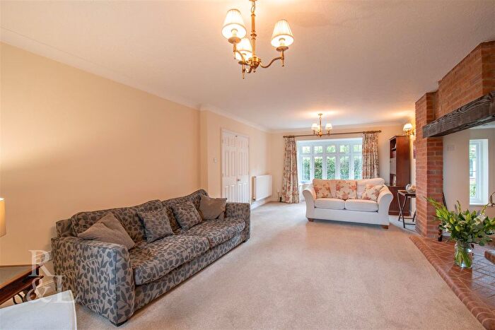 4 Bedroom Detached House For Sale In Glebeland Close, Thrussington, LE7