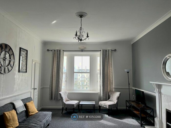 2 Bedroom Flat To Rent In Warrior Square, St. Leonards-On-Sea, TN37