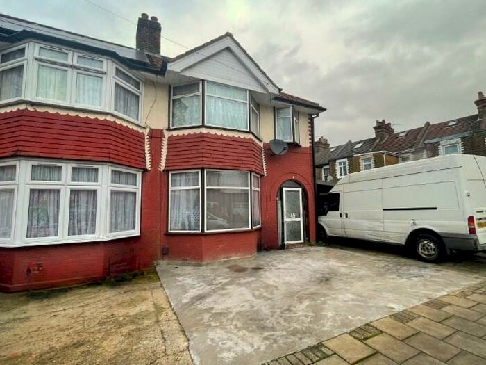 3 Bedroom End Of Terrace House To Rent In Burns Road, Wembley, Middlesex, HA0