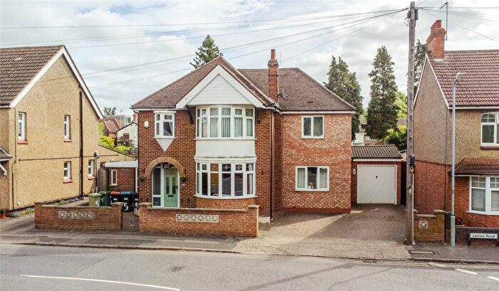 5 Bedroom Detached House For Sale In Lennox Road, Bletchley, Milton Keynes, Buckinghamshire, MK2