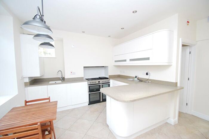 2 Bedroom Apartment To Rent In Spencers Belle Vue, Bath, BA1