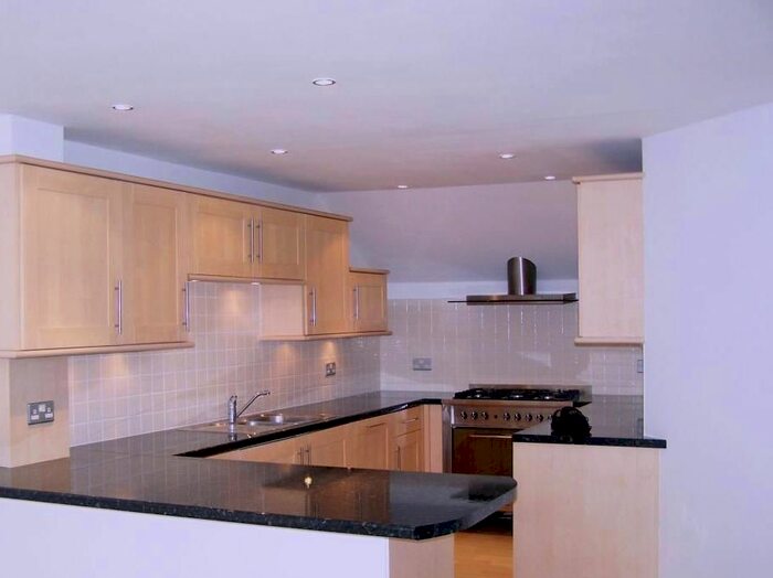 2 Bedroom Flat To Rent In Cavalry Park Drive, Edinburgh, EH15