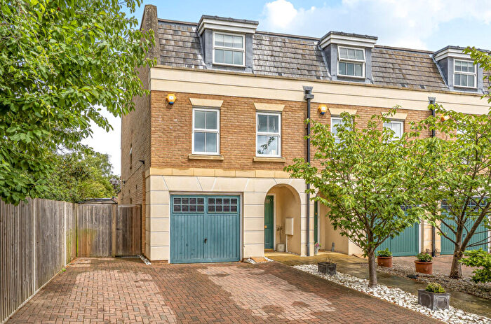 4 Bedroom End Of Terrace House For Sale In Castle Mews, Weybridge, Surrey, KT13