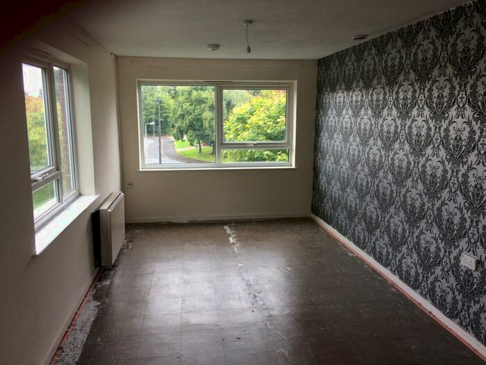 2 Bedroom Flat To Rent In Lilac Drive, Northwich, Cheshire, CW8