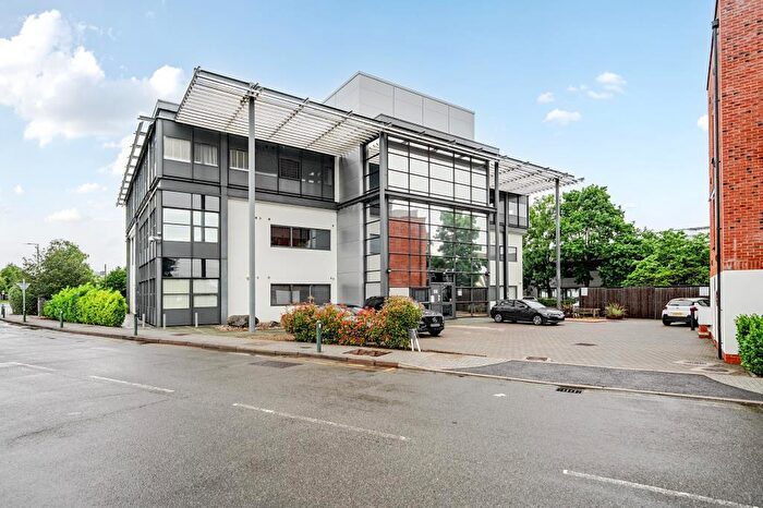 1 Bedroom Flat For Sale In Maidenhead, Berkshire, SL6