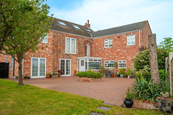 6 Bedroom Detached House For Sale In Nanny Lane, Tadcaster, LS24