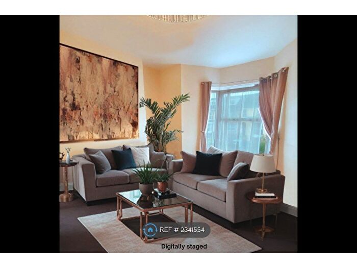 4 Bedroom Terraced House To Rent In King Edwards Road, Swansea, SA1