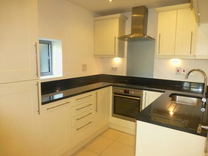 1 Bedroom Flat To Rent In Hartington Road, London, W13