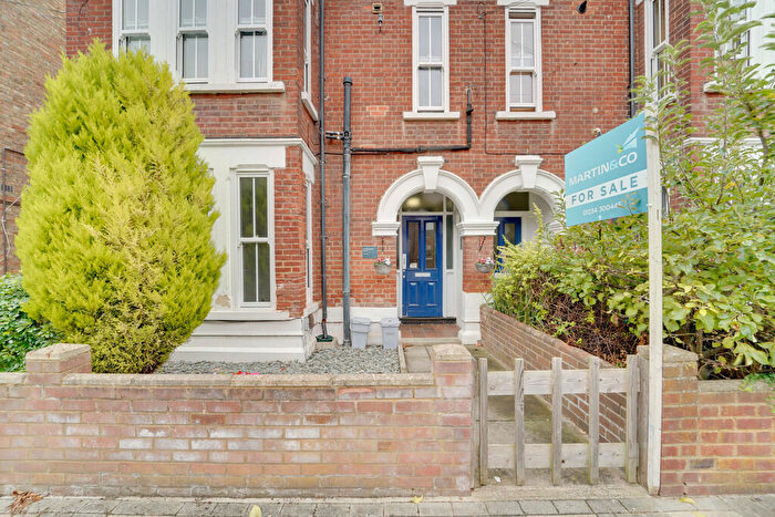 1 Bedroom Apartment For Sale In St. Augustines Road, Bedford, Bedfordshire, MK40