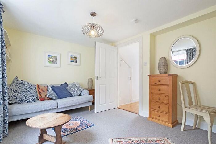 1 Bedroom Flat For Sale In A, Logies Lane, St. Andrews, KY16