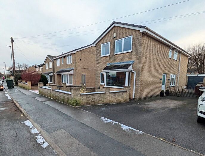 4 Bedroom Detached House For Sale In Hodgson Lane, Bradford, BD11
