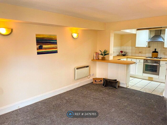 1 Bedroom Flat To Rent In Craufurd Rise, Maidenhead, SL6