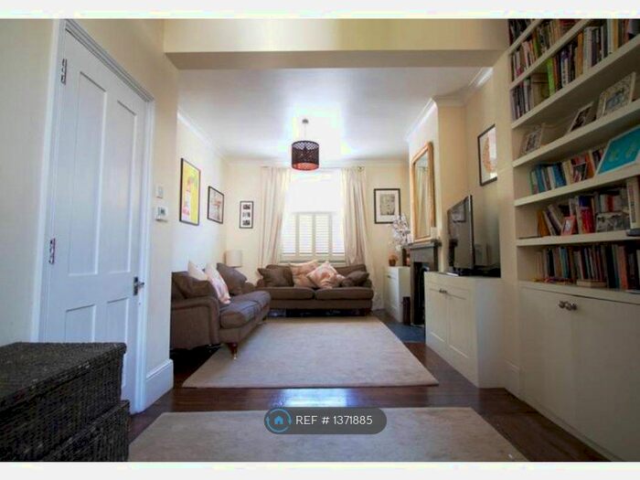 5 Bedroom Terraced House To Rent In Effra Parade, London, SW2