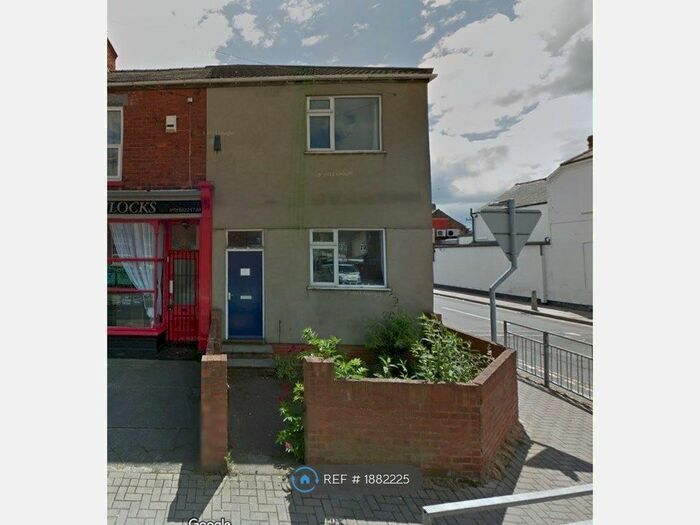 2 Bedroom Flat To Rent In Welholme Road, Grimsby, DN32