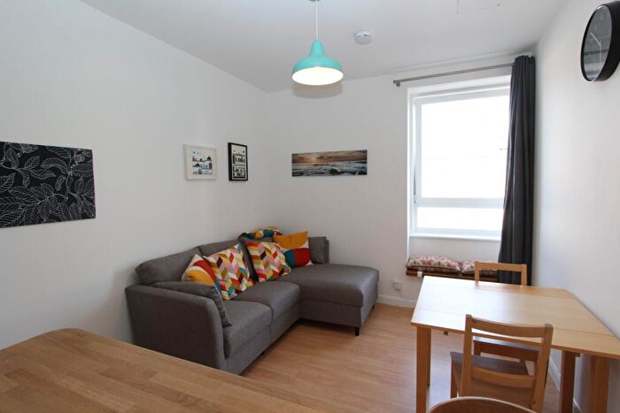 1 Bedroom Flat To Rent In Easter Road, Easter Road, Edinburgh, EH6