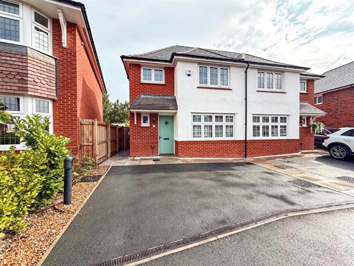 3 Bedroom Semi-Detached House For Sale In Dobson Way, Congleton, CW12