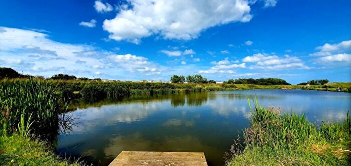 2 Bedroom Caravan For Sale In Seaside Rd, Hull, HU11