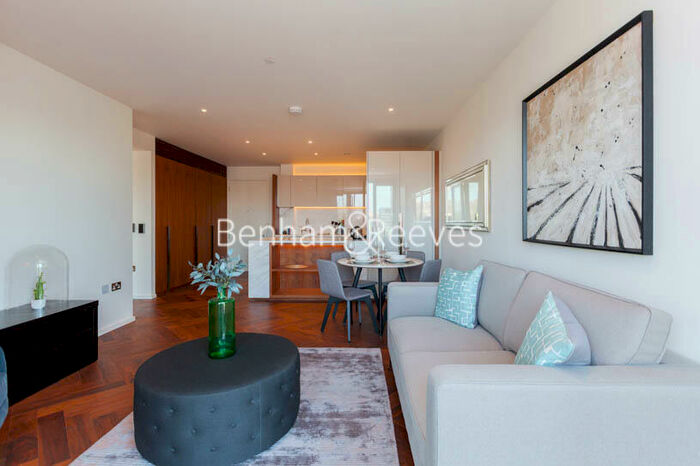 2 Bedroom Apartment To Rent In New Union Square, London, SW11