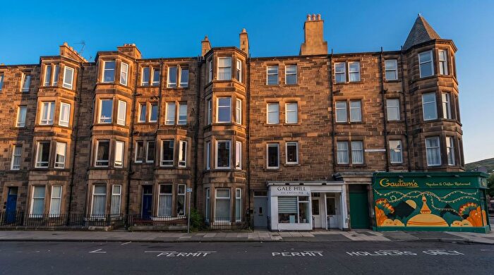 2 Bedroom Flat For Sale In Cambusnethan Street, Edinburgh, EH7