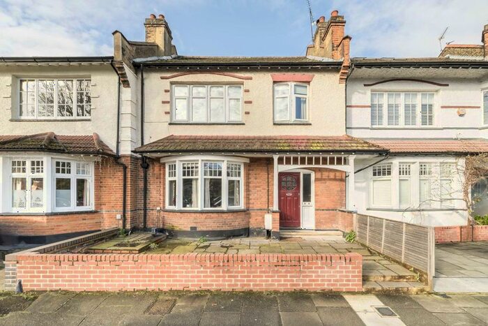 2 Bedroom Flat To Rent In Cambridge Road, Twickenham, TW1